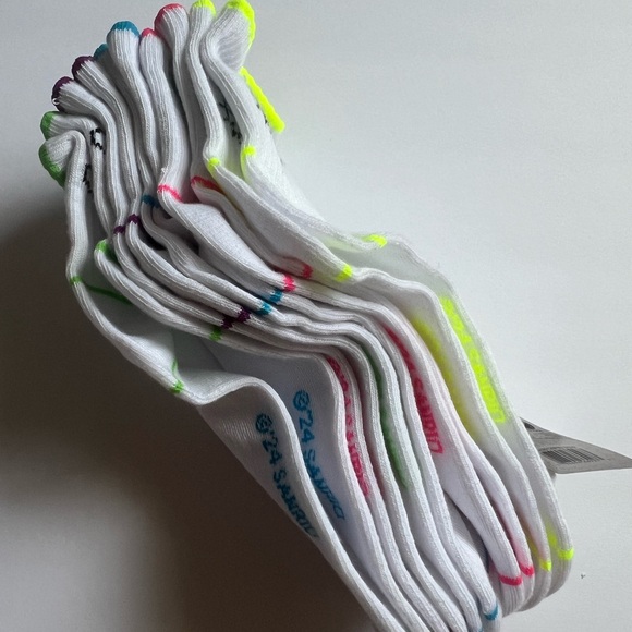 Hello Kitty And Friends Ankle Socks 5 Pairs White Multi Color NEW - Picture 5 of 7